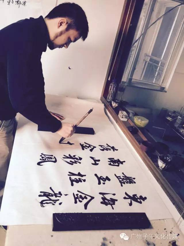 天辰娱乐移动端微商城手机版远程运营控制中心图片