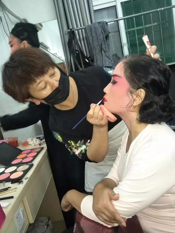 天辰娱乐高效云仓储物流监控系统APP应用快速下载图片