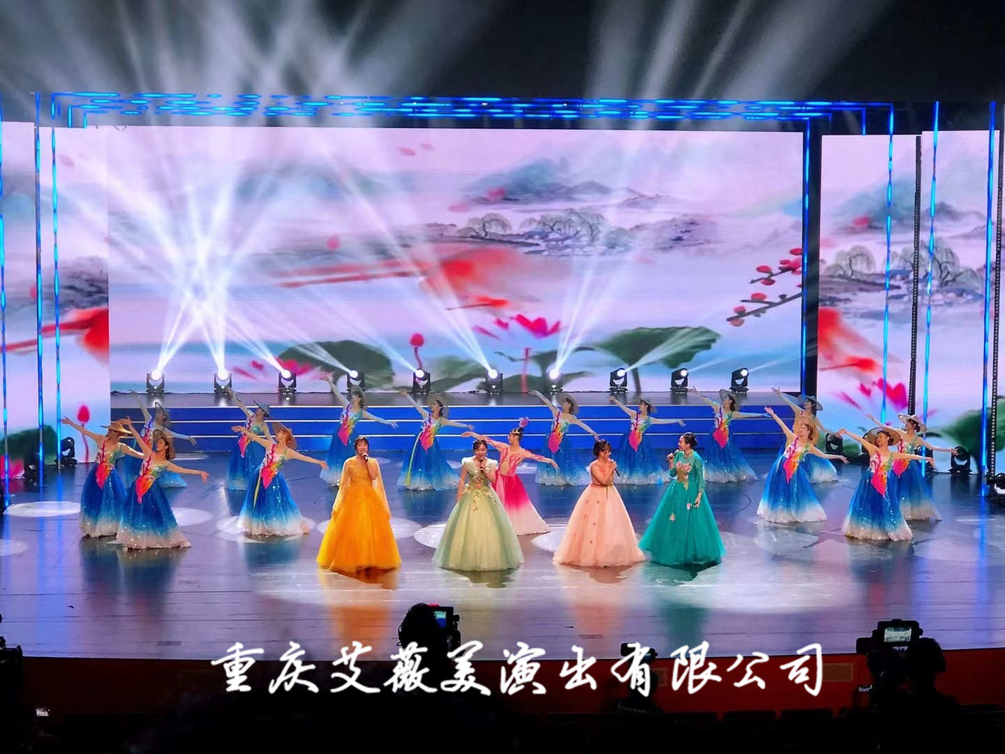 天辰娱乐移动办公OA系统手机版APP下载中心图片