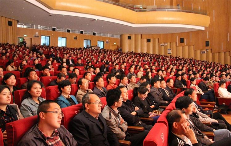 天辰娱乐移动办公OA系统手机版APP下载中心图片