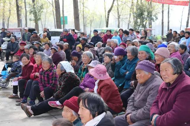 天辰娱乐官方标准数据总线与企业商务管理系统图片