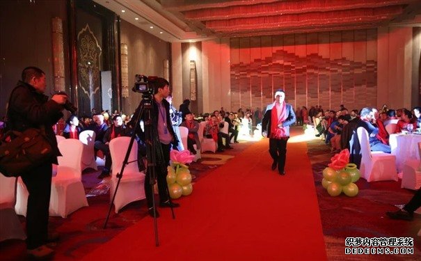 天辰娱乐文体卫生产业设备集采综合服务平台图片