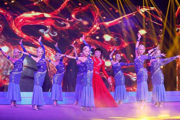 天辰娱乐移动办公OA系统手机版APP下载中心图片